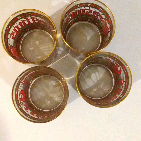 Vintage Other - Vintage Festive Red and Green Glass 4pc Set